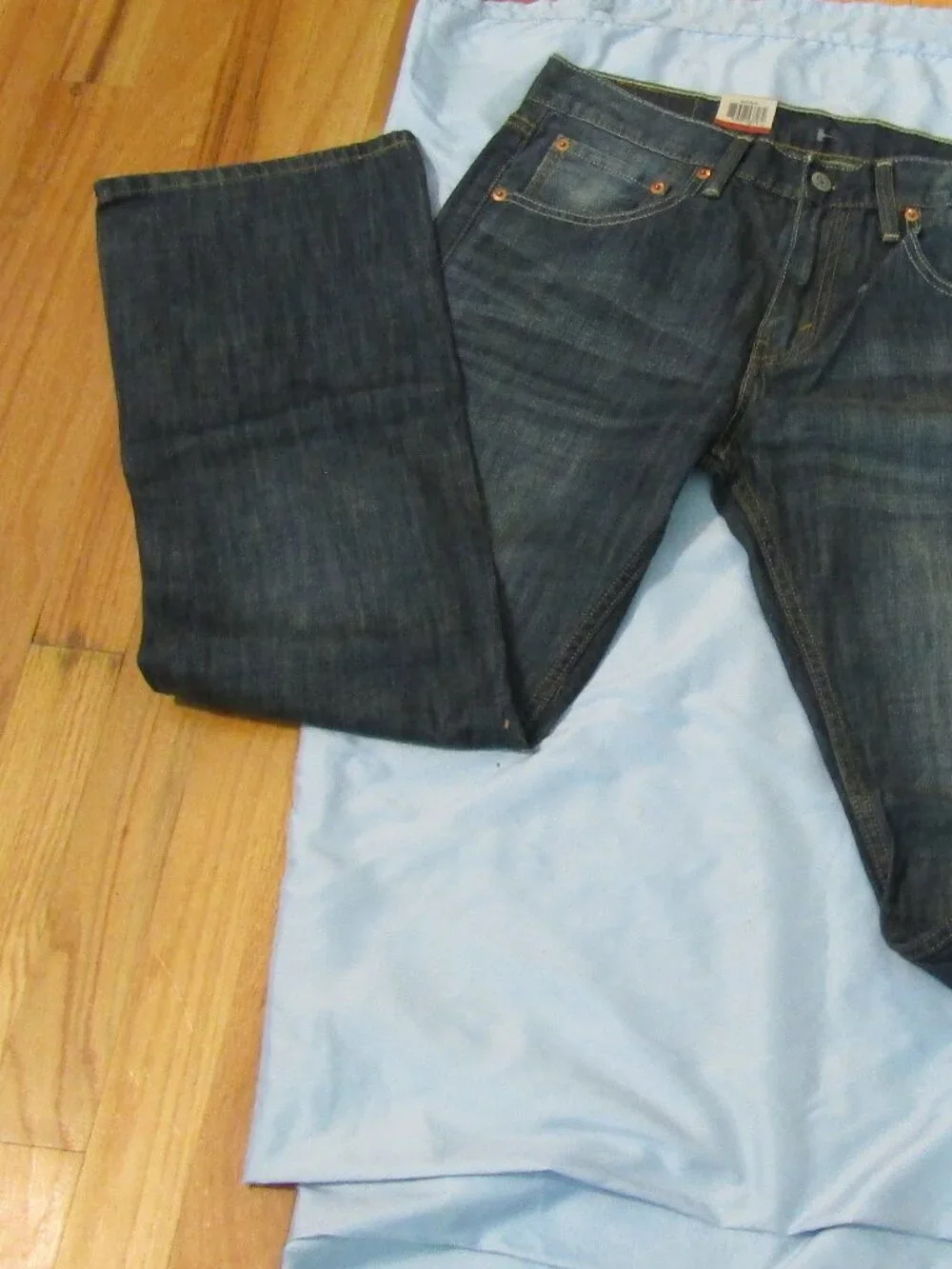 NWT LEVI STRAUSS & Co 527 Slim Bootcut Dark Denim Men's Jeans Size 32Wx34 Inseam